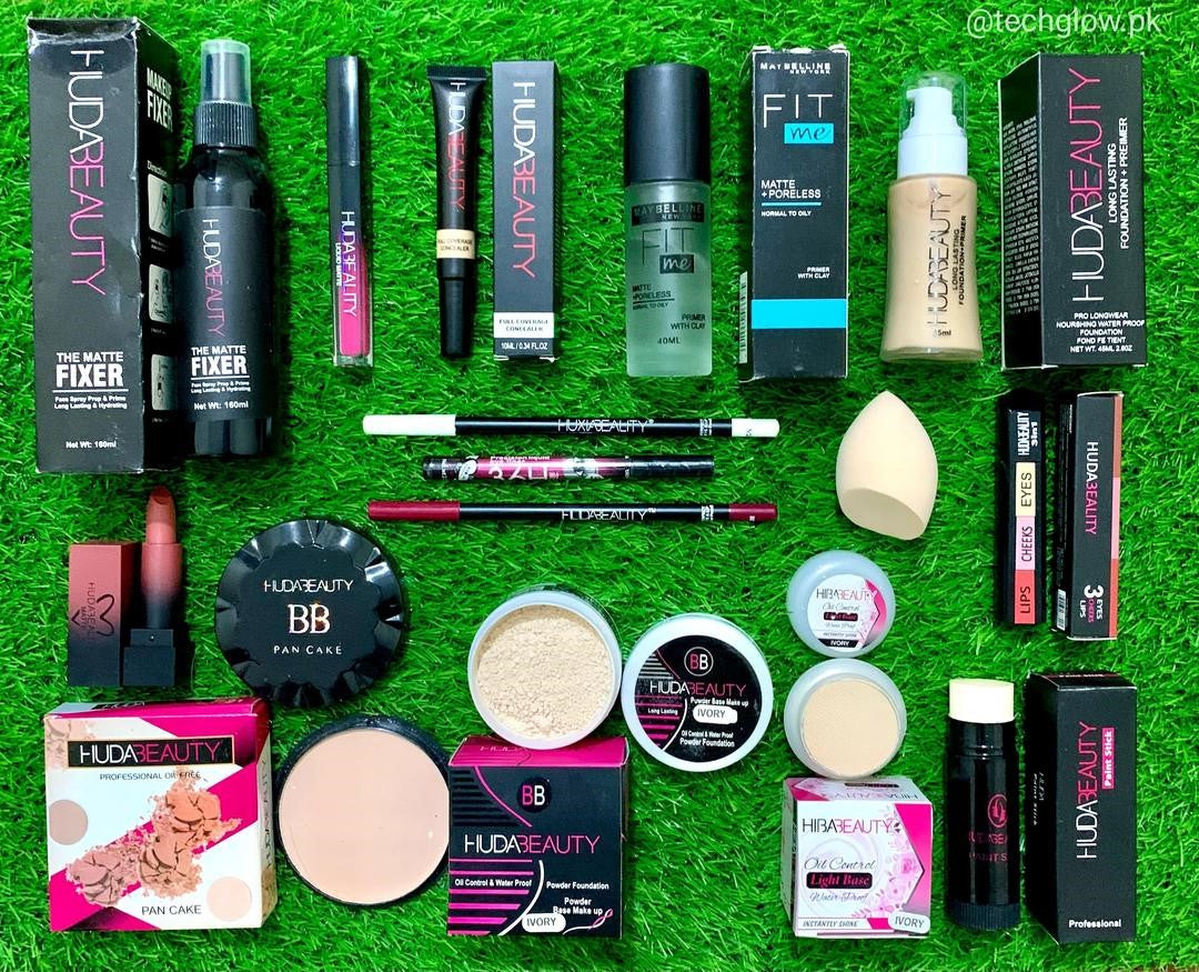 15 in 1 makeup deal